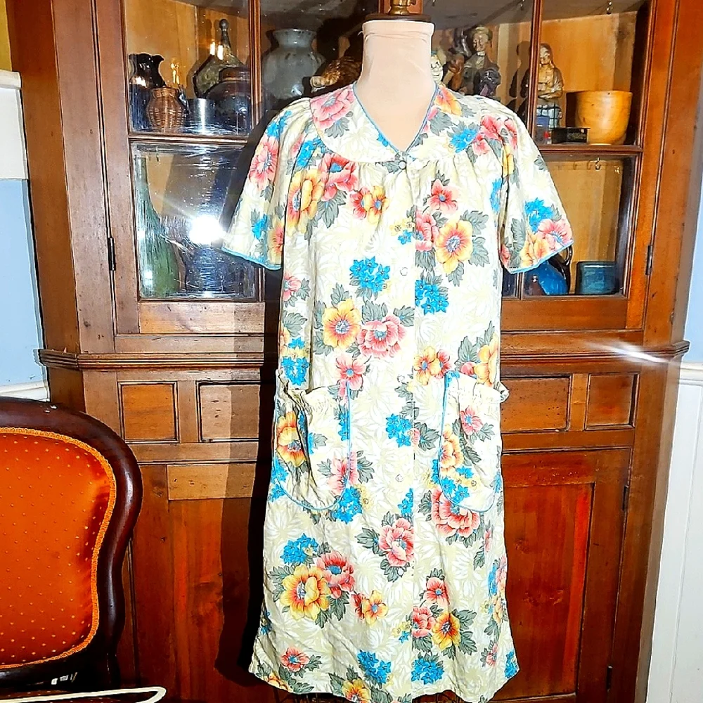 Old Dumpy Floral Housedress